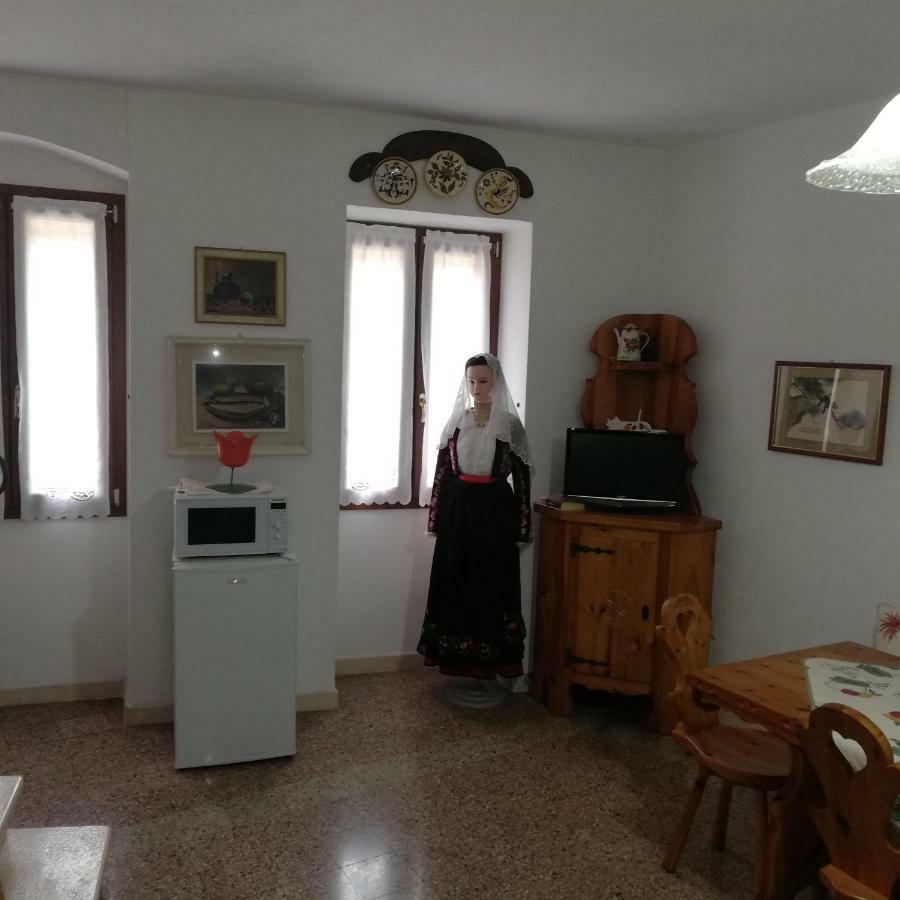 Ex B&B La Bicocca - Via Umberto 15, Iun S1733 Sorso Eksteriør bilde